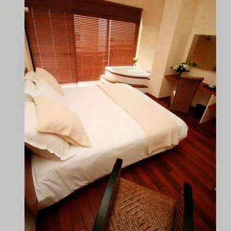 Apartmanhotel Ile Du Gua Narbonne